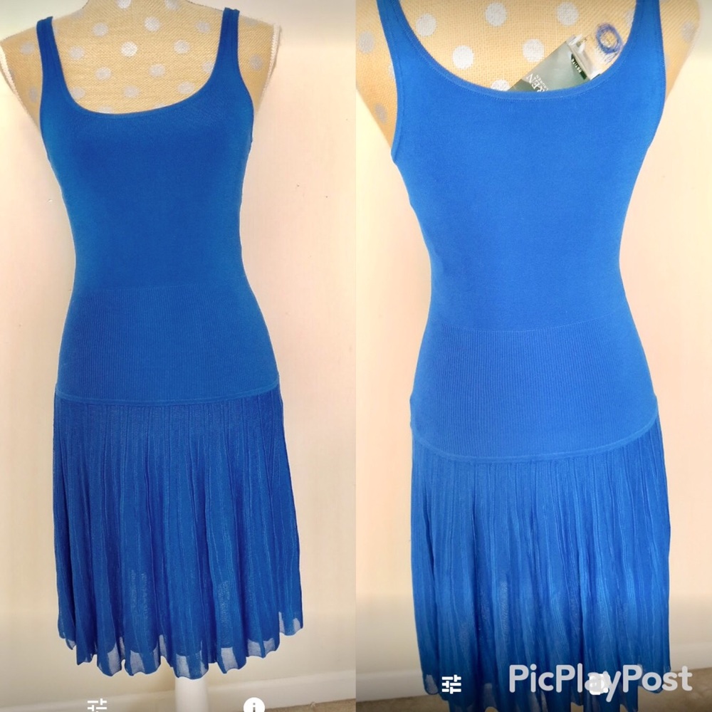 Elegant Blue Sleeveless Dress